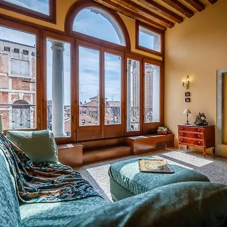 Apartment Canal View & San Marco Tower Prestigioso Storico *
